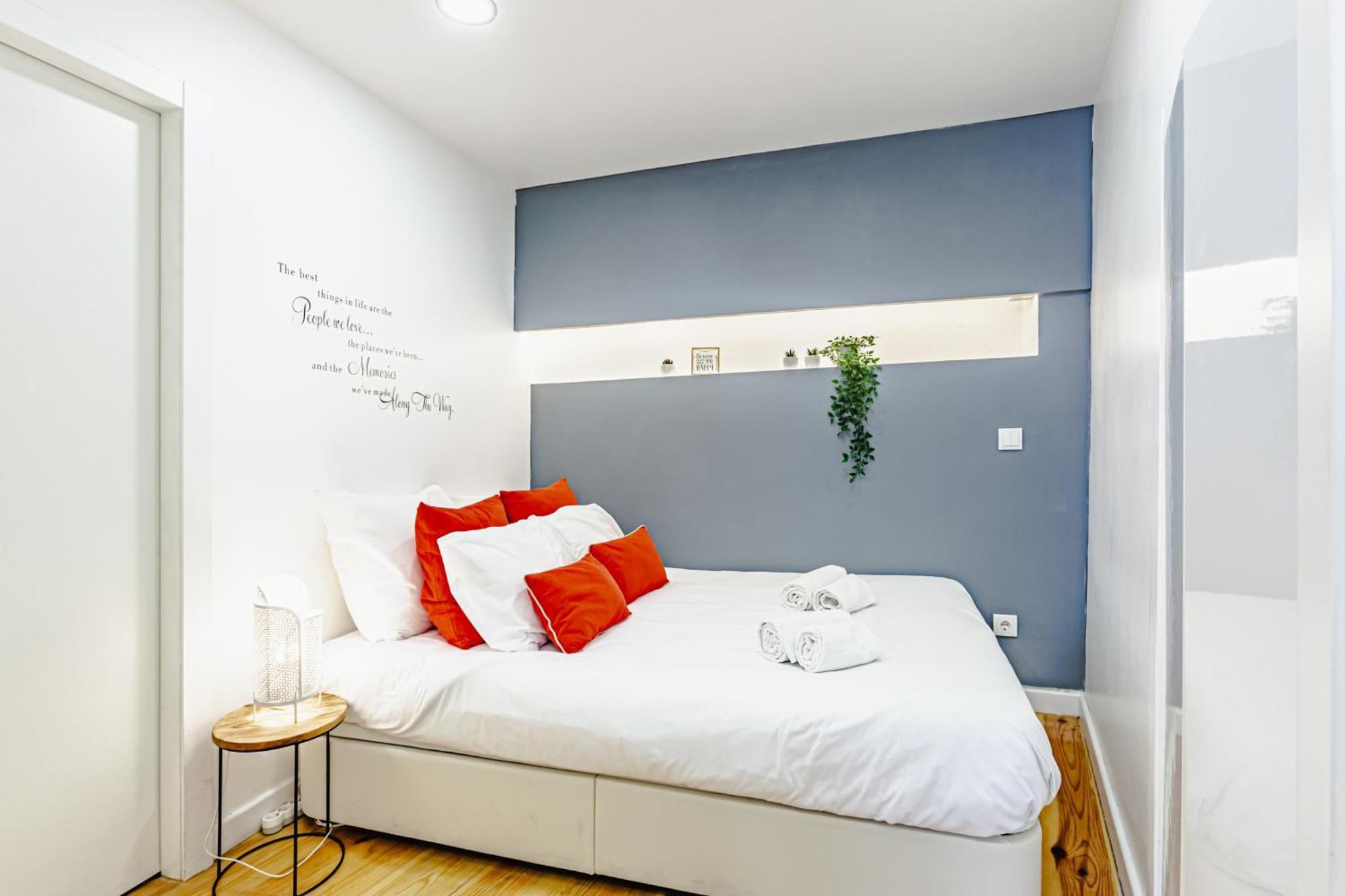 Visit Lisbon4Fun - Alfama Apartment ภายนอก รูปภาพ