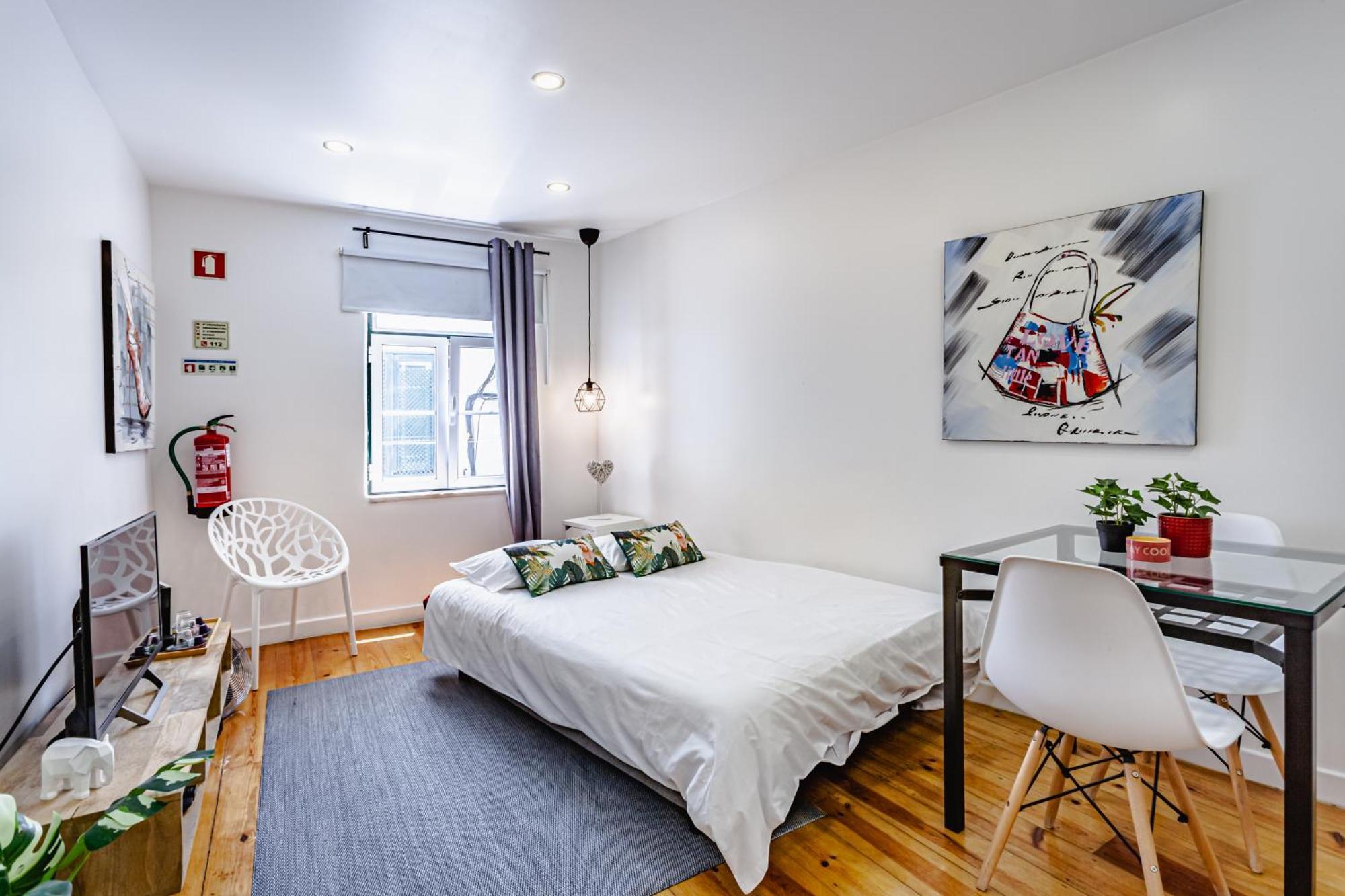 Visit Lisbon4Fun - Alfama Apartment ภายนอก รูปภาพ