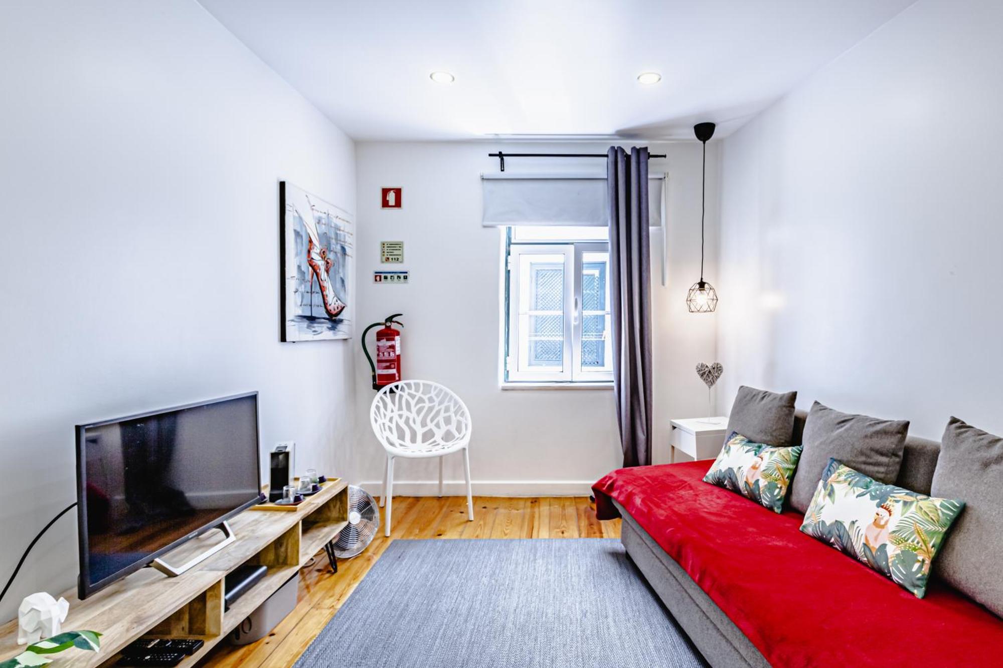 Visit Lisbon4Fun - Alfama Apartment ภายนอก รูปภาพ