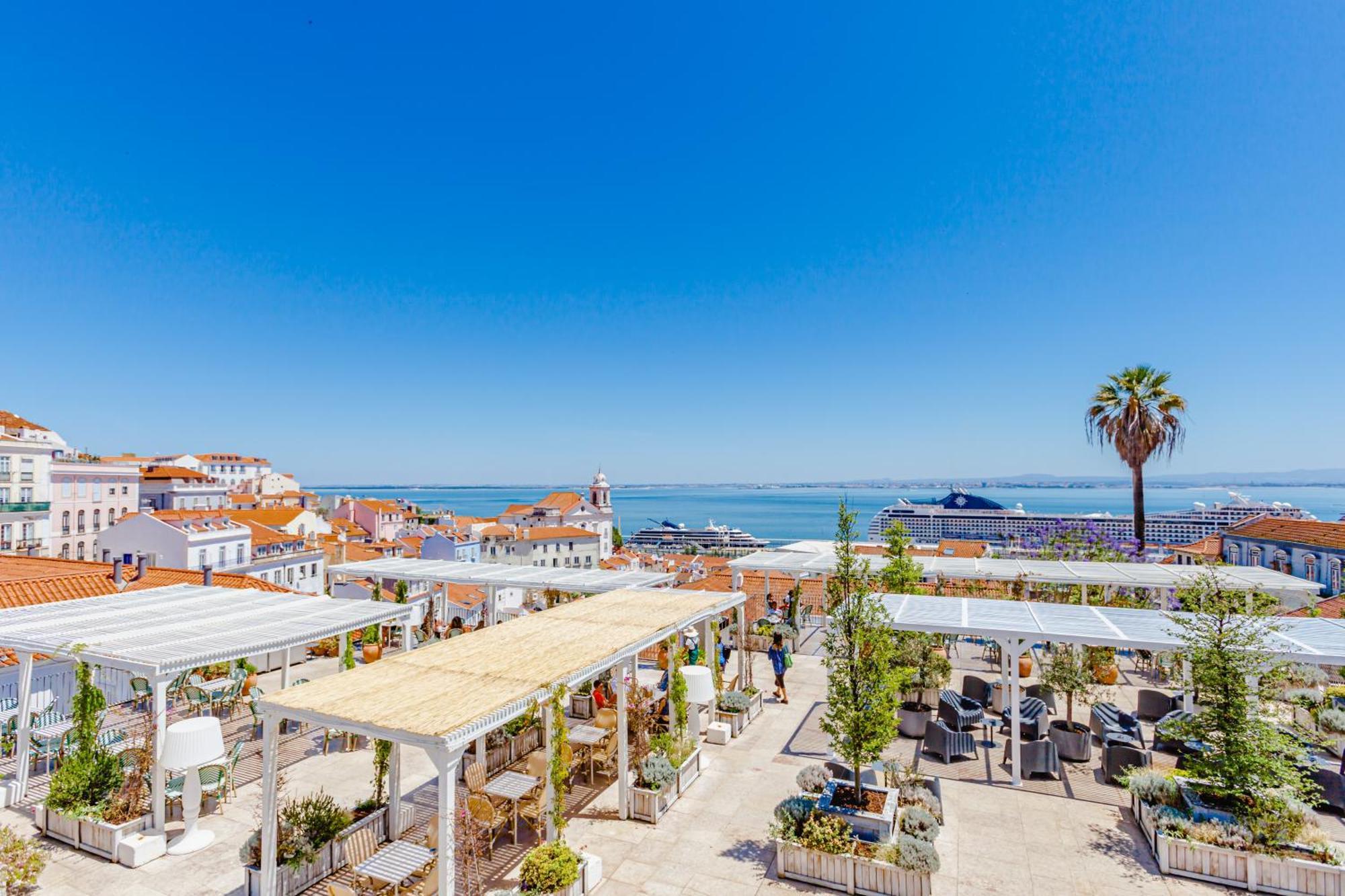 Visit Lisbon4Fun - Alfama Apartment ภายนอก รูปภาพ